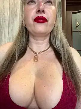 Kittenforyou from StripChat