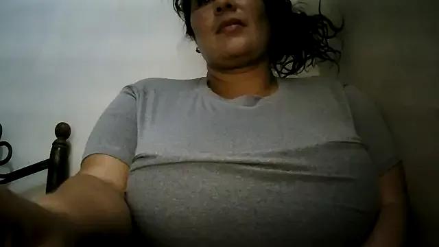 Kosem4 webcams show profile image 
