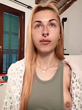 kylie_blck from StripChat is Freechat