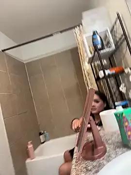 Photos of la_2toxicc from StripChat is Freechat