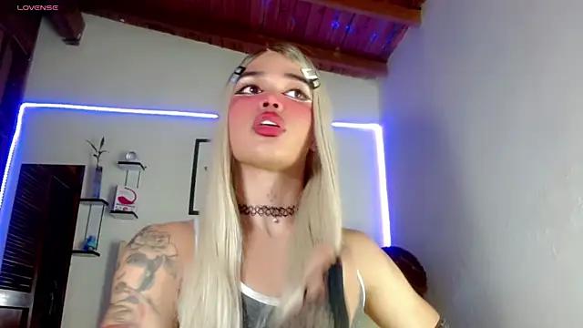 Try the hottest girls free webcams as they get au naturel and get naked fulfilling your nuttiest whims.