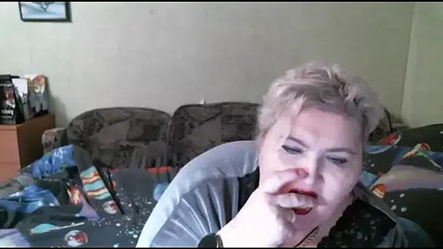 Lana555 from StripChat is Freechat