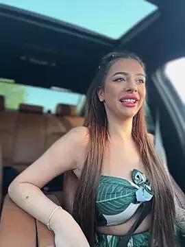 Photos of LaraVegas_ from StripChat is Freechat
