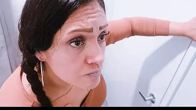 Layla-Lana from StripChat