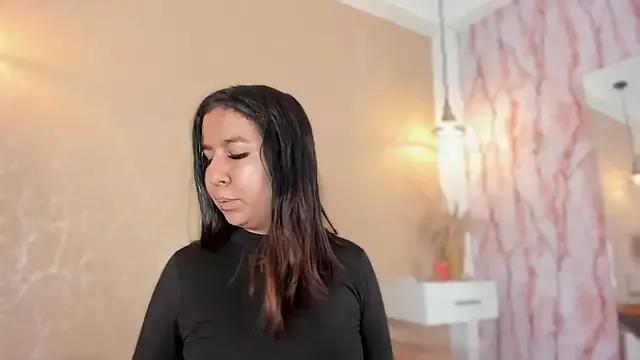 Lia_sarahi from StripChat is Freechat