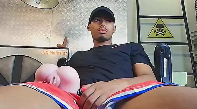 LiamByrne from StripChat is Freechat