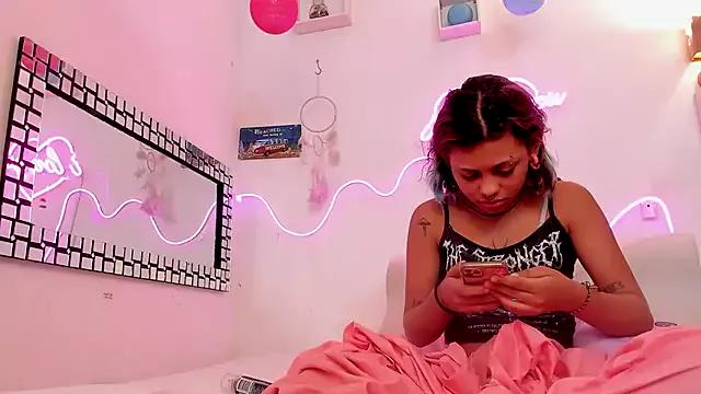lilith_horny from StripChat