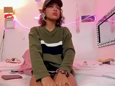 lilith_horny from StripChat