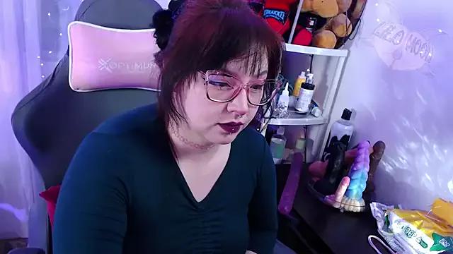 Try the hottest girls free webcams as they get au naturel and get naked fulfilling your nuttiest whims.