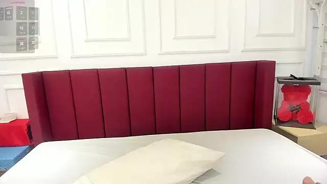 Lilymonroee from StripChat is Freechat