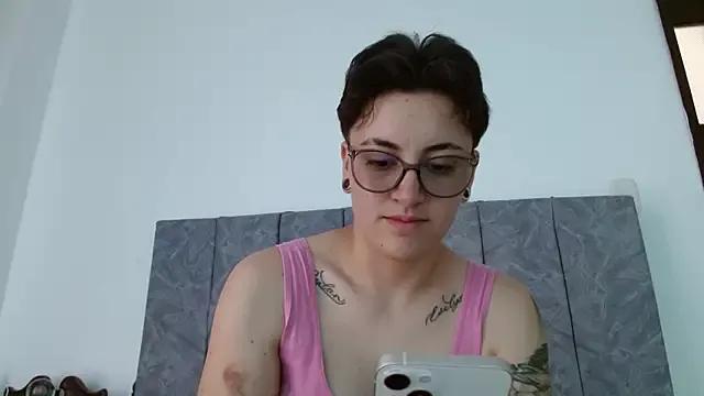 Try the hottest girls free webcams as they get au naturel and get naked fulfilling your nuttiest whims.