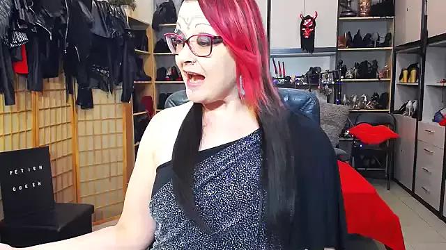 LindaDaemonX from StripChat is Freechat