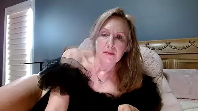 Photos of Lisaisluscious from StripChat is Private