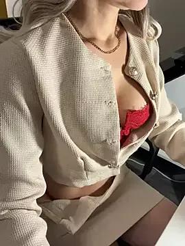 Photos of lisshorn from StripChat is Freechat