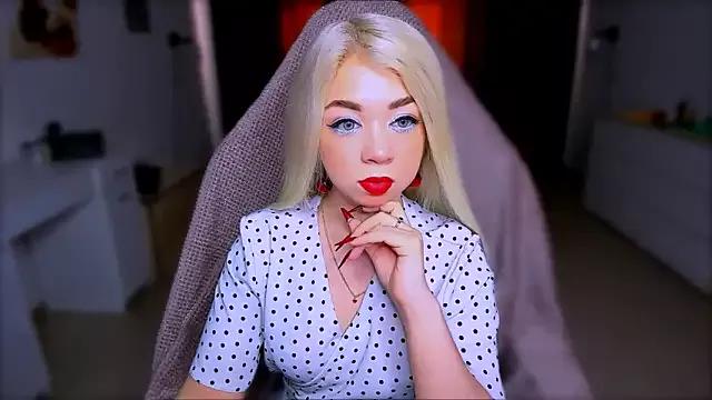 littleSiyfairy from StripChat