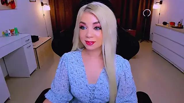 littleSiyfairy from StripChat