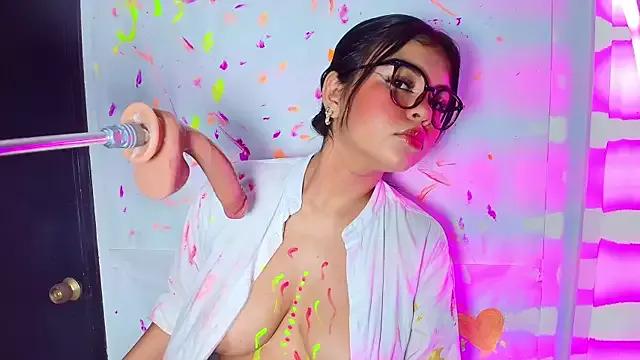 Lizz_Tender from StripChat
