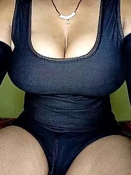 Try the hottest girls free webcams as they get au naturel and get naked fulfilling your nuttiest whims.