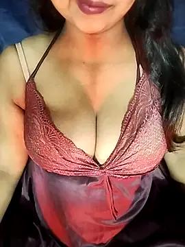 Try the hottest girls free webcams as they get au naturel and get naked fulfilling your nuttiest whims.