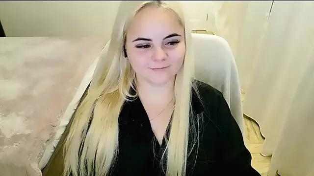 Try the hottest girls free webcams as they get au naturel and get naked fulfilling your nuttiest whims.