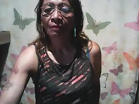 Try the hottest girls free webcams as they get au naturel and get naked fulfilling your nuttiest whims.