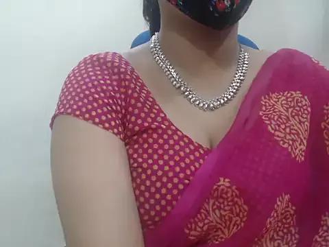 Lovely_Siri_23 from StripChat is Freechat