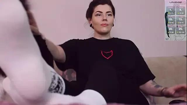 Luna_Blake from StripChat is Freechat