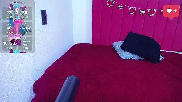 Try the hottest girls free webcams as they get au naturel and get naked fulfilling your nuttiest whims.