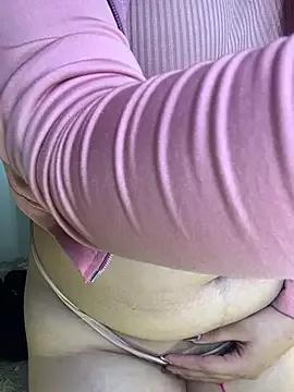 lunateen from StripChat is Freechat