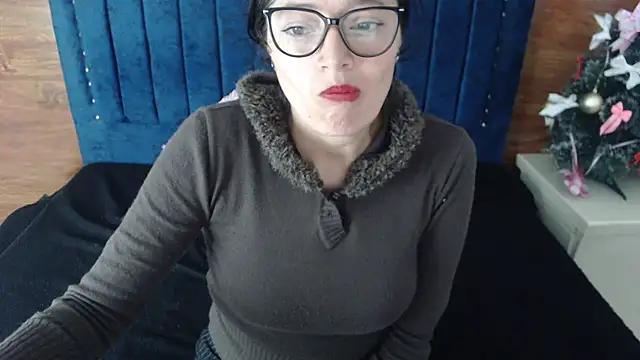 Try the hottest girls free webcams as they get au naturel and get naked fulfilling your nuttiest whims.