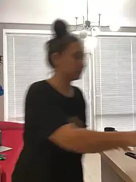 LustyLuna from StripChat is Freechat