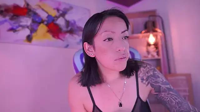 Try the hottest girls free webcams as they get au naturel and get naked fulfilling your nuttiest whims.