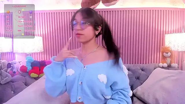 MadyJackson from StripChat is Freechat