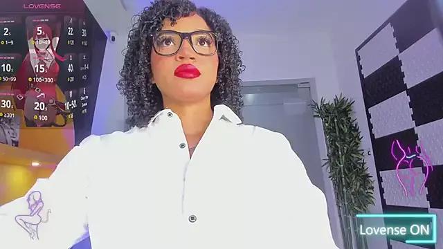 MalaikaBrown from StripChat