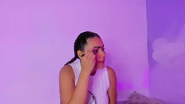Maraxrivera from StripChat is Freechat
