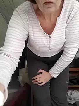 Try the hottest girls free webcams as they get au naturel and get naked fulfilling your nuttiest whims.