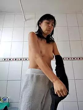 Try the hottest girls free webcams as they get au naturel and get naked fulfilling your nuttiest whims.