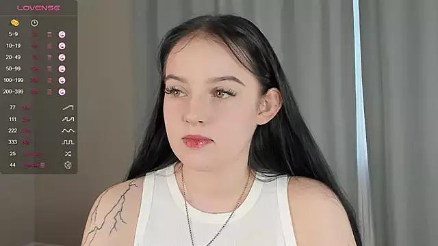 marianelly from StripChat is Freechat