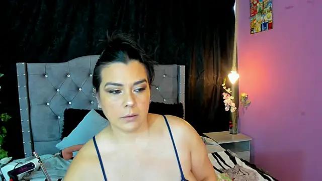 Try the hottest girls free webcams as they get au naturel and get naked fulfilling your nuttiest whims.