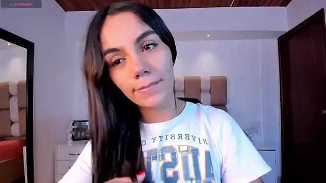 martina_mancini from StripChat is Freechat