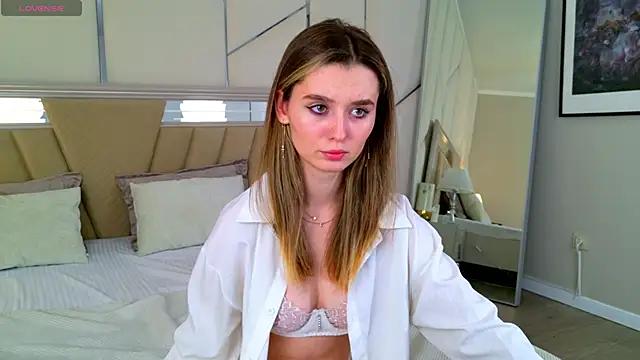 Try the hottest girls free webcams as they get au naturel and get naked fulfilling your nuttiest whims.