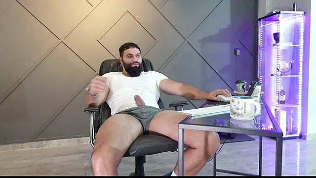 mattmasterss from StripChat