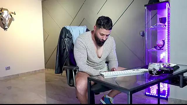mattmasterss from StripChat