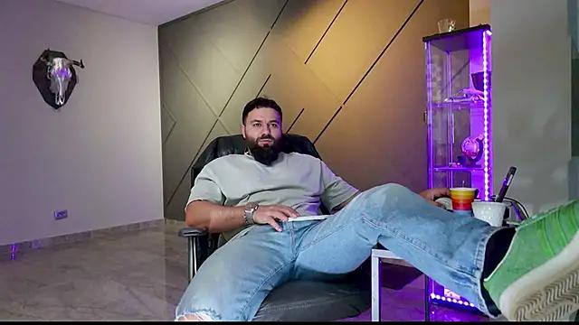 mattmasterss from StripChat