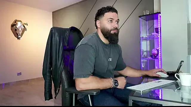 mattmasterss from StripChat