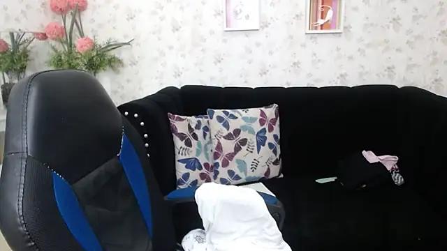 Try the hottest girls free webcams as they get au naturel and get naked fulfilling your nuttiest whims.