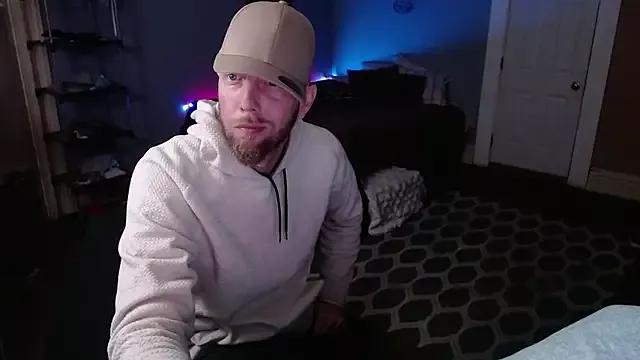 MaxRouger from StripChat is Freechat