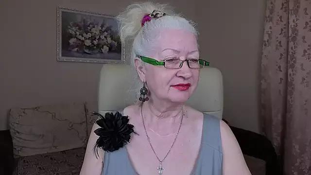 Maya_Mayflower from StripChat