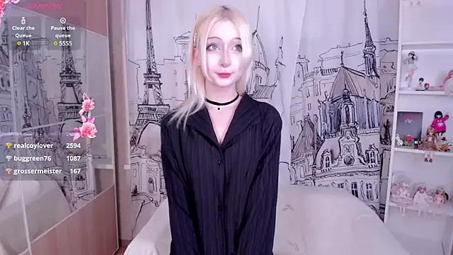 Try the hottest girls free webcams as they get au naturel and get naked fulfilling your nuttiest whims.