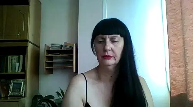 MelanyBanks from StripChat is Freechat